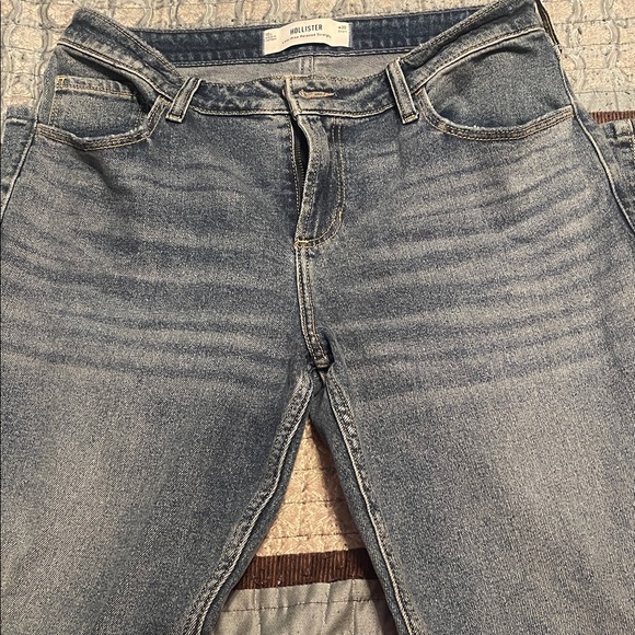 Hollister Women’s Blue Jeans - Picture 2 of 5